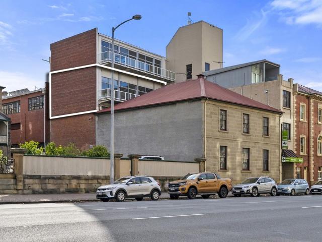 Fully furnished apartment in Central Hobart