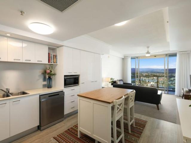 Fully Furnished Apartment in Chevron Renaissance