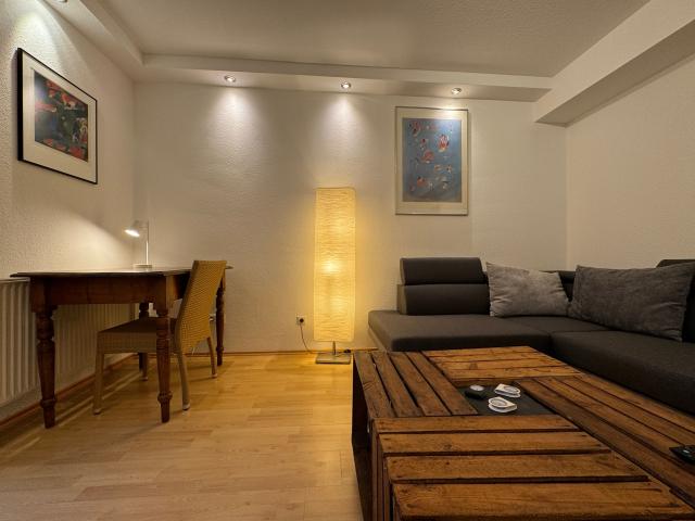 Fully furnished apartment in Karlsruhe for extended stays 15 min KA City | 10 min KIT North | 8 min Daimler | 5 min MiRO