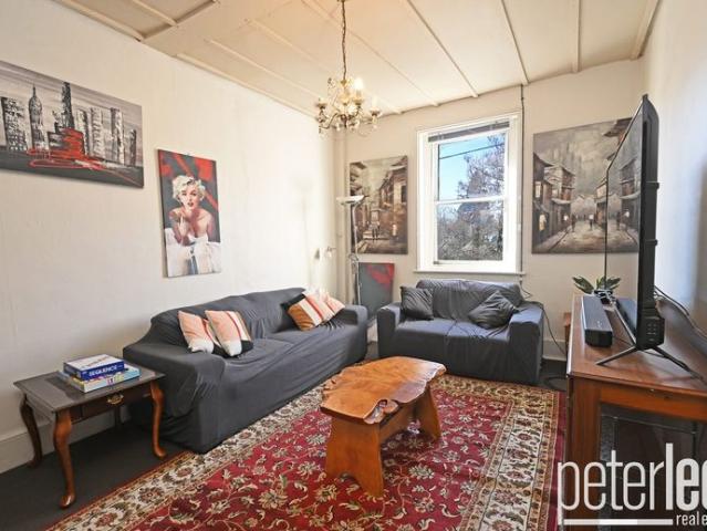 Fully Furnished Apartment in the Heart of the CBD