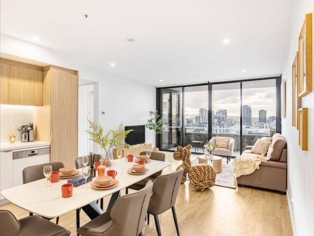 Fully Furnished Apartment in the Heart of South Brisbane