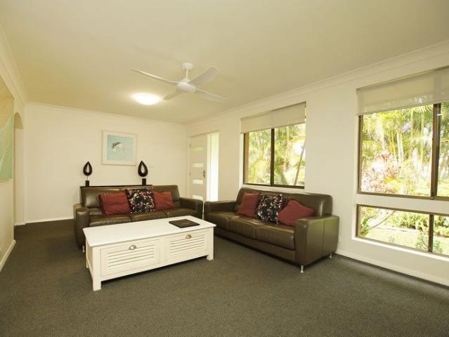 FULLY FURNISHED APARTMENT INCLUDING UTILITIES