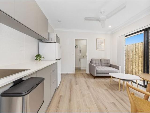 Fully Furnished Apartment Suitable for sole occupancy only