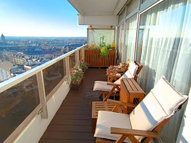 Fully furnished apartment with a sunny balcony and fantastic views in a central location