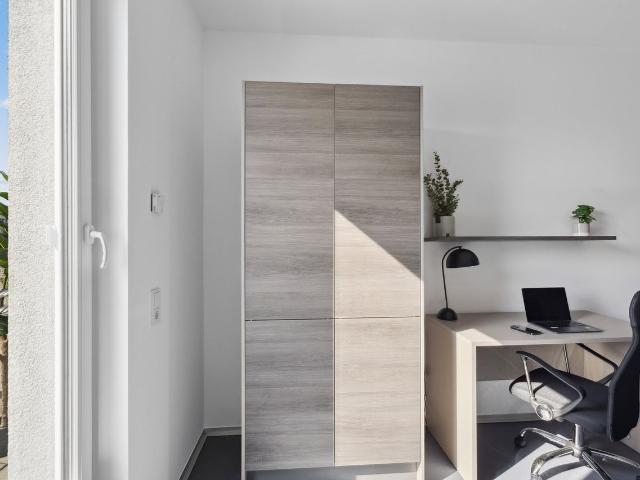 Fully furnished apartment with access to modern communal areas, Frankfurt Amsterdam Apartments for Rent