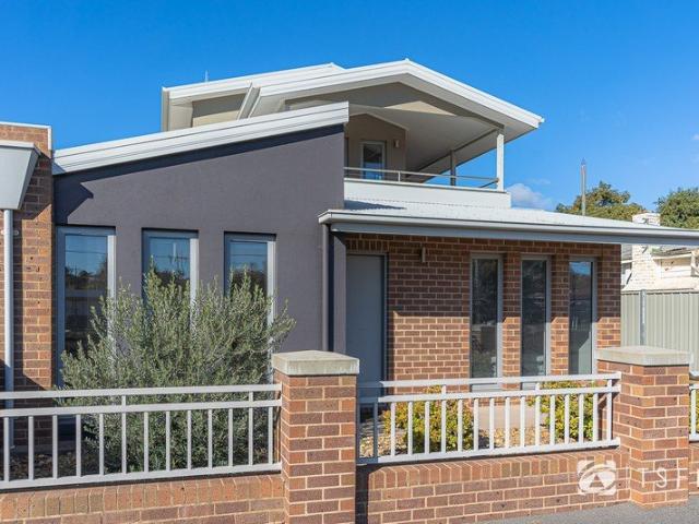 FULLY FURNISHED AVAILABILE FROM FEBRUARY 2027