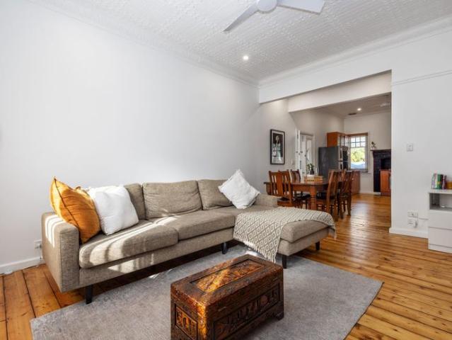 FULLY FURNISHED AVAILABLE NOW