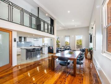 FULLY FURNISHED AVAILABLE NOW