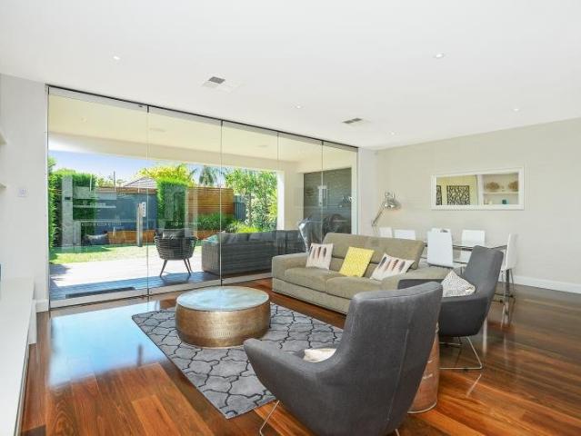 FULLY FURNISHED available for 6 to 12 months