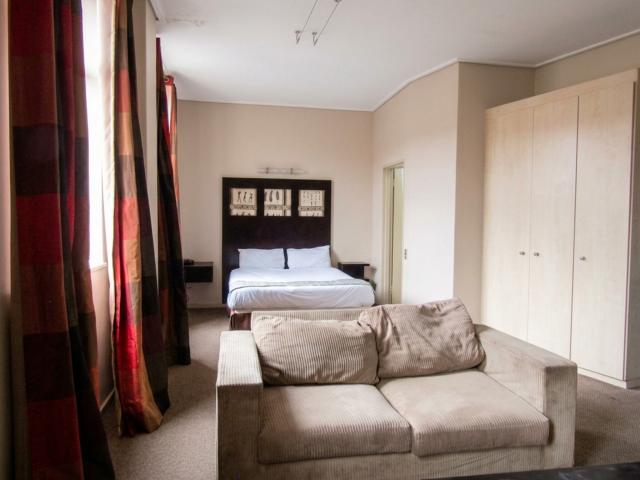 Fully Furnished Bachelor To Rent in Marshalltown