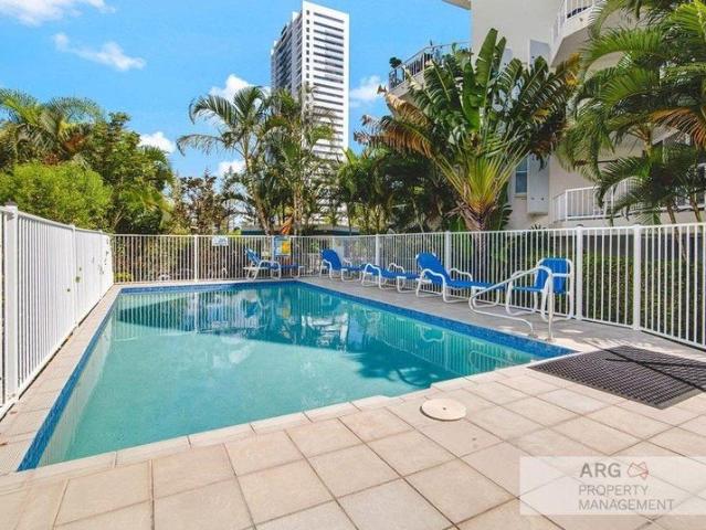 Fully Furnished Beach Side Living!