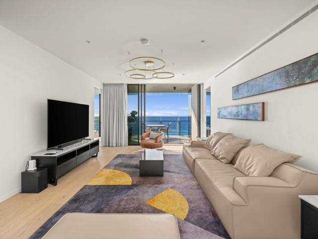 Fully Furnished Beachfront Luxury at 272 Hedges Avenue