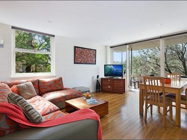 Fully Furnished Beachside Apartment