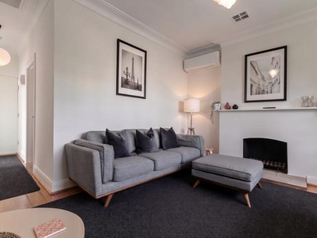 FULLY FURNISHED Beachside Apartment Attend an inspection or contact Danielle on 0419555201 to arrange a private viewing