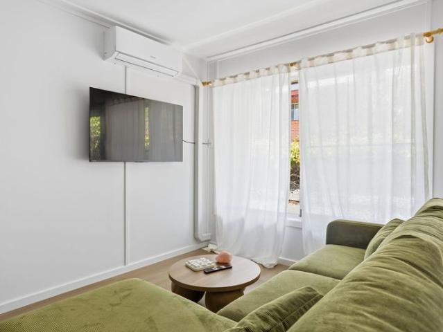 Fully Furnished Beachside Living