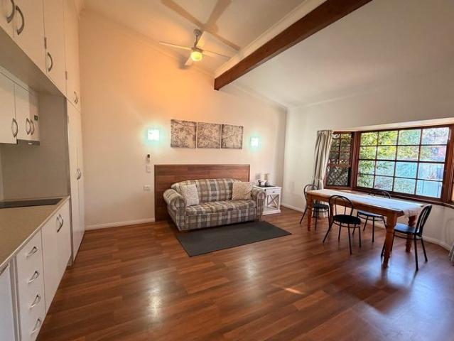 FULLY FURNISHED BEAUTY