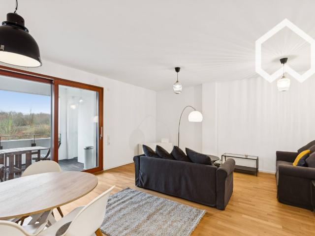 Fully furnished, bright 2 room apartment – quiet rear building, U4 direct to Messe, Frankfurt Amsterdam Apartments for Rent
