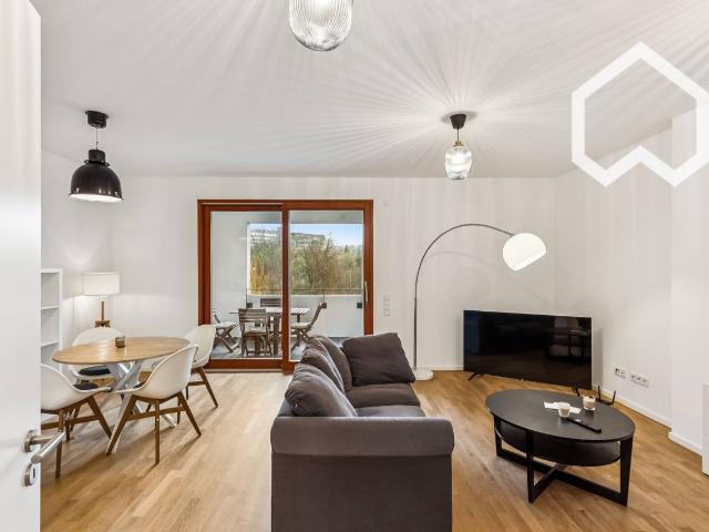 Fully furnished, bright 2 room apartment – quiet, U4 direct to Messe, Frankfurt Amsterdam Apartments for Rent