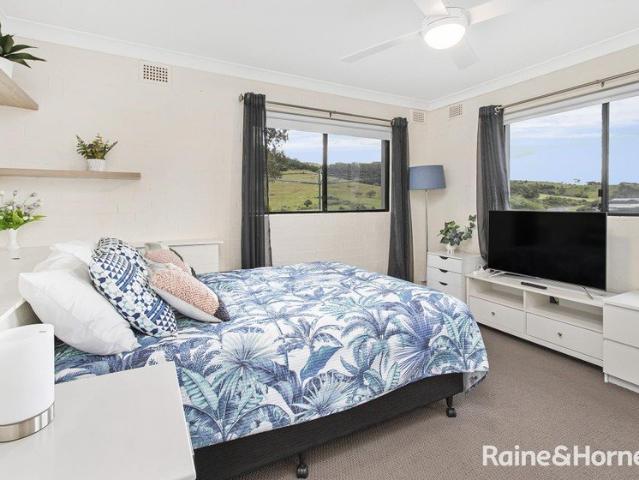 FULLY FURNISHED GRANNYFLAT WITH A VIEW!
