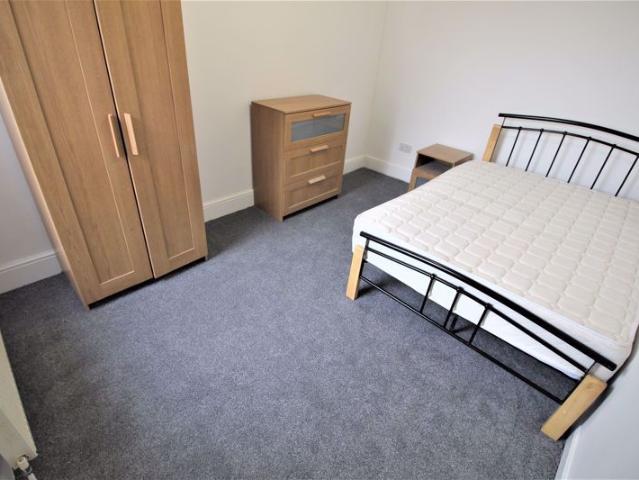 Fully Furnished Double Room To Let, All Bills Included, Jennings Street, Rodbourne SN2, 1 bed property to rent, £575 pcm | PrimeLocation