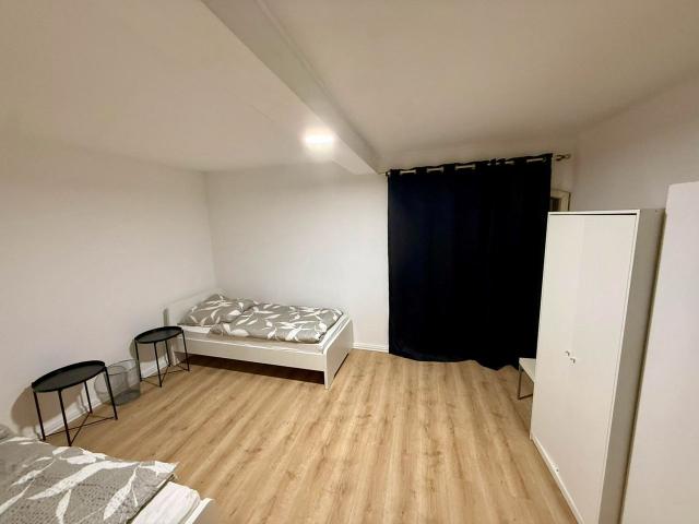 Fully furnished detached house with 4 rooms & large kitchen in Mülheim an der Ruhr, Mulheim an der Ruhr Amsterdam Apartments for Rent