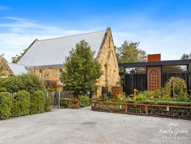 Fully Furnished Designer Living with Privacy and Convenience
