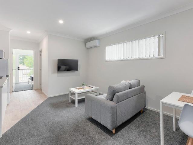 FULLY FURNISHED, DESIGNER STUDIO APARTMENT BILLS INCLUDED!