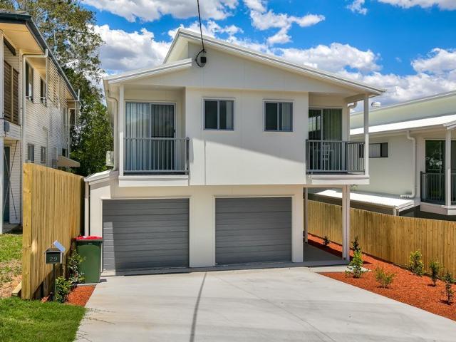 FULLY FURNISHED, DESIGNER STUDIO APARTMENT BILLS INCLUDED!