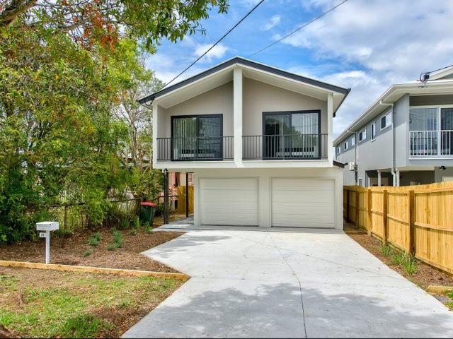 FULLY FURNISHED, DESIGNER STUDIO APARTMENT BILLS INCLUDED!
