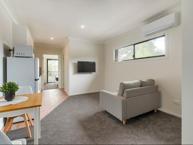FULLY FURNISHED, DESIGNER STUDIO APARTMENT BILLS INCLUDED!
