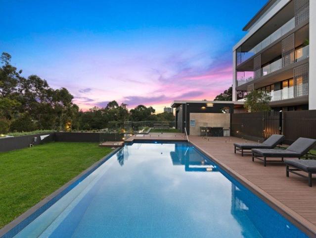 Fully Furnished Designer Two Bedroom Apartment with Resort Style Facilities in the Complex