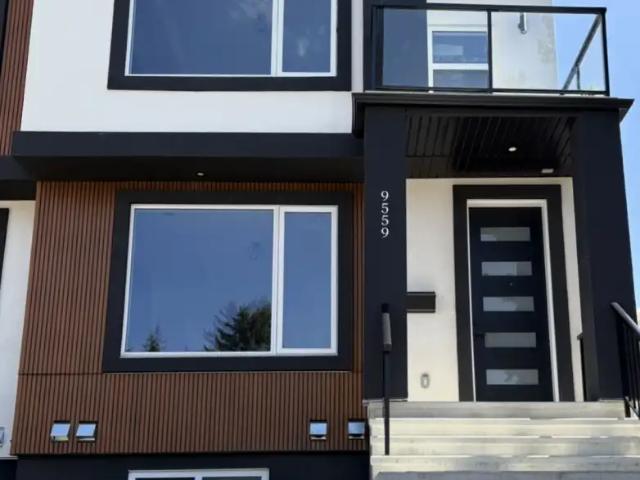 Fully furnished duplex in Holyrood