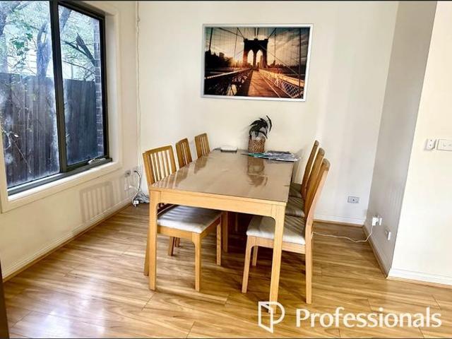 Fully Furnished Ensuite Room with All Bills Included