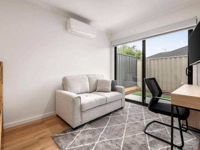 Fully Furnished Ensuite Rooms Purpose Built Shared Living – SINGLE OCCUPANTS ONLY