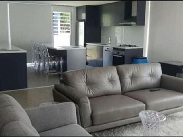 FULLY FURNISHED! ELECTRICITY, GAS, WATER AND INTERNET INCLUDED!