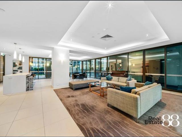 Fully Furnished & Equipped 2 Bedroom Apartment with Views