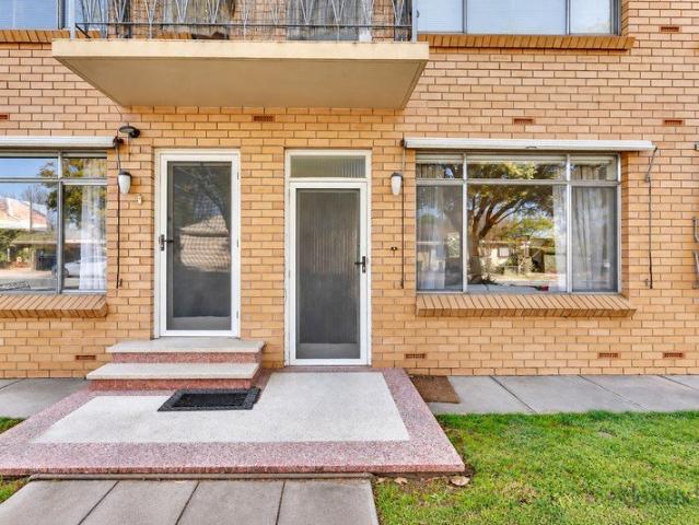 Fully furnished & equipped 2 bedroom unit 8 month lease