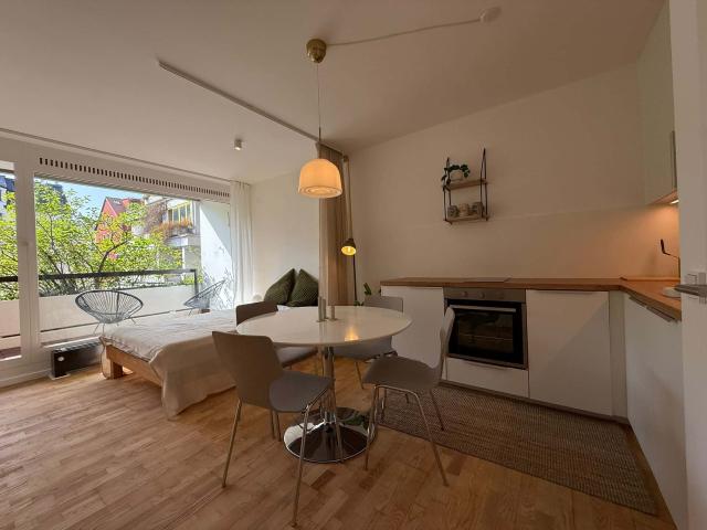 Fully Furnished Exclusive 1 Room Apartment in a Great Central Location