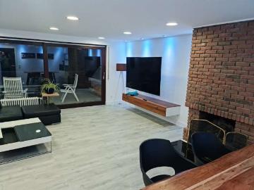 Fully Furnished Exclusive 4 Room Apartment: Where Comfort Meets Style!