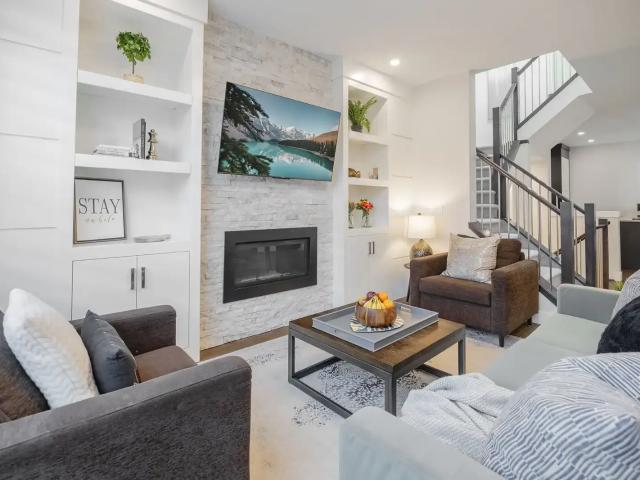 Fully Furnished Executive Home — 3 Bedrooms Townhouse
