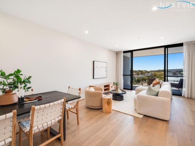 FULLY FURNISHED EXECUTIVE LIVING AT ACOYA RESIDENCES MEREWETHER