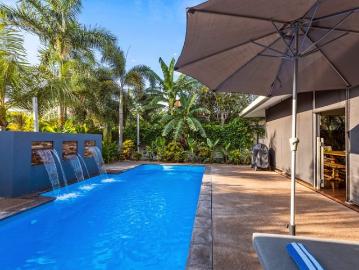 Fully Furnished Executive Retreat with Pool
