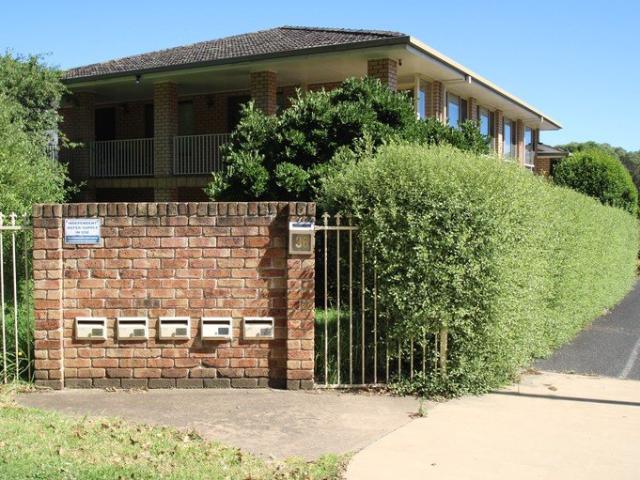 Fully Furnished Four Bedroom Unit in West Orange