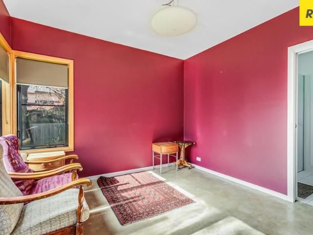 Fully Furnished For Convenience