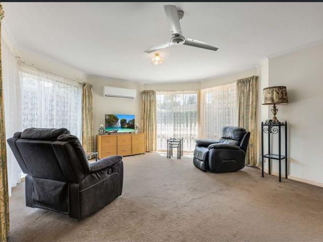 Fully Furnished Family Haven with Garden Maintenance Included