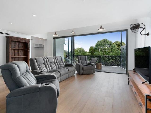 Fully Furnished Family Home