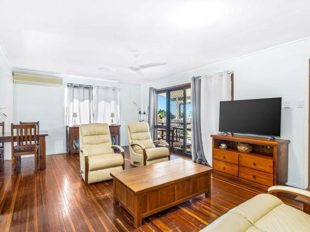 Fully Furnished Family Home on Barlows Hill