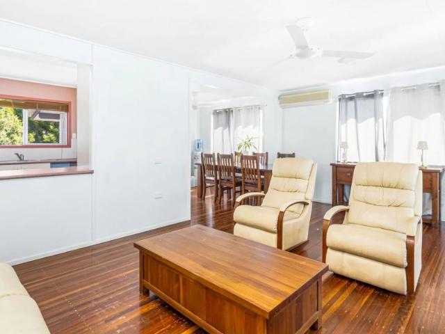 Fully Furnished Family Home on Barlows Hill