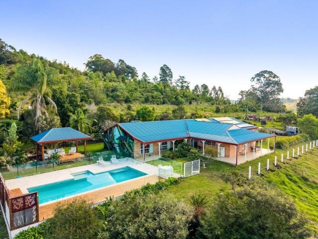 Fully Furnished Family Home with Paddocks, Pool & Country Lifestyle