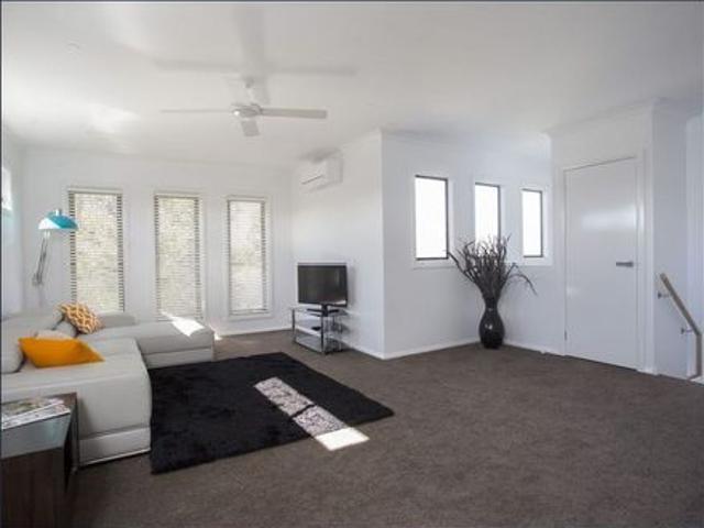FULLY FURNISHED HOUSE CONTACT AGENT FOR AVAILABLITY